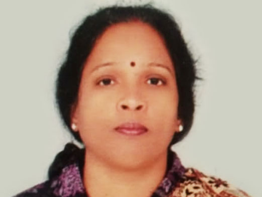 Mrs. Shubhra Pandey, Principal